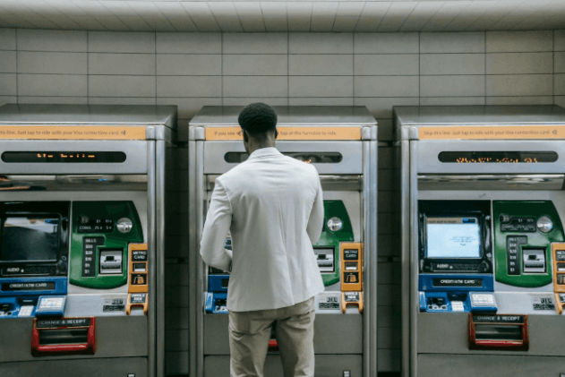 How Much Cash Can I Withdraw From My Bank in 2026